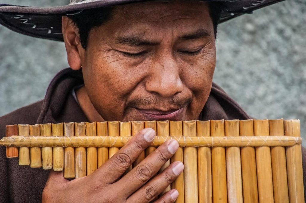Zampoña Instrumento Musical Tradicional de Nuestra Cultura Ecuatoriana Andina